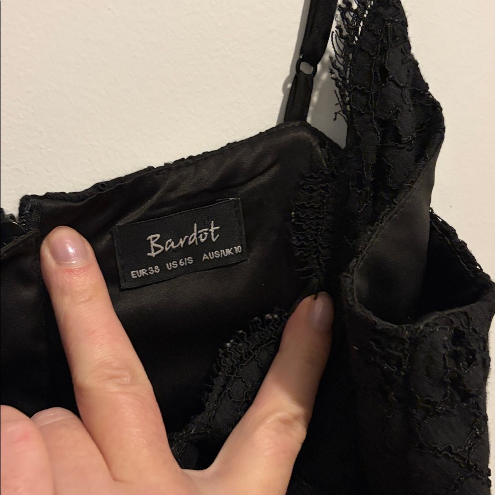 Elegant Black Lace Dress bardot sz 6 - Picture 3 of 3